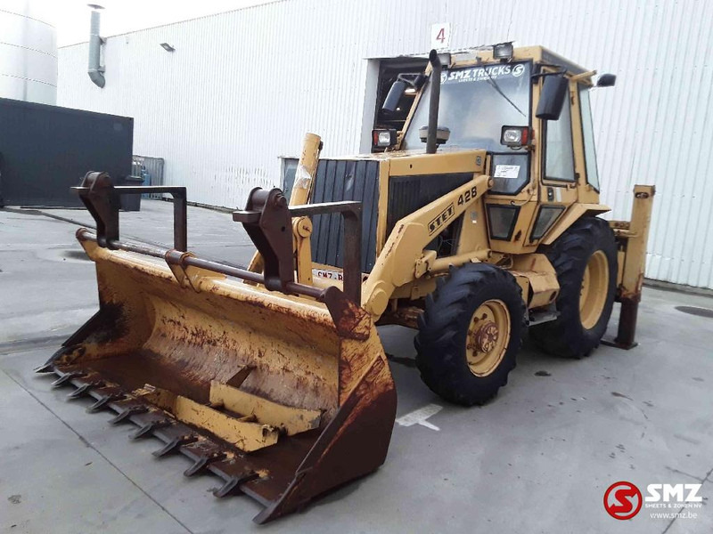 Caterpillar 428 - Retroescavadeira: foto 3 Caterpillar 428 - Retroescavadeira: foto 3