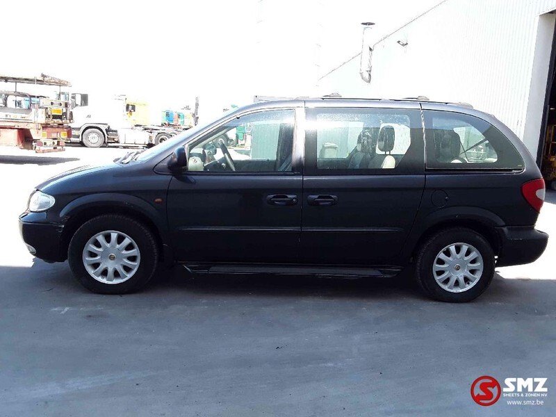 Chrysler Voyager tdi - Automóvel: foto 5 Chrysler Voyager tdi - Automóvel: foto 5