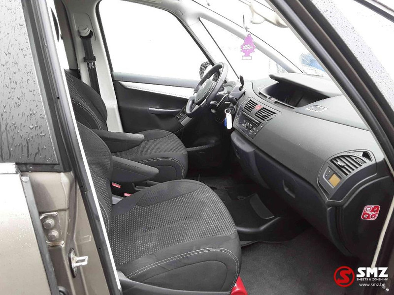 Citroën C 4 Piccasso - Automóvel: foto 5 Citroën C 4 Piccasso - Automóvel: foto 5
