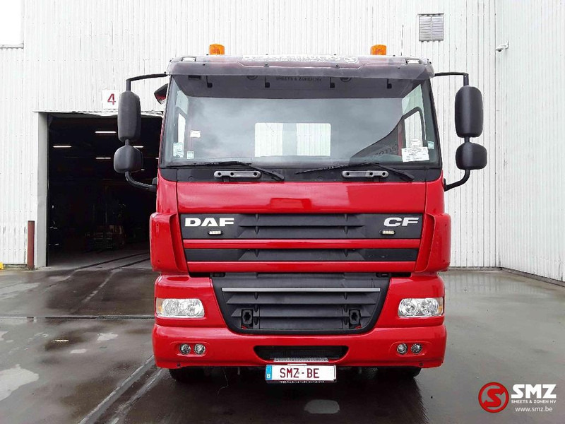 DAF 85 CF 410 6x4 - Camião transportador de contêineres/ Caixa móvel: foto 2 DAF 85 CF 410 6x4 - Camião transportador de contêineres/ Caixa móvel: foto 2