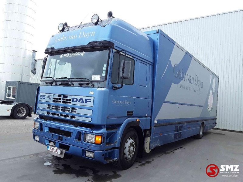 DAF 95 360 ATI SuperSpacecab NL truck - Camião frigorífico: foto 3 DAF 95 360 ATI SuperSpacecab NL truck - Camião frigorífico: foto 3