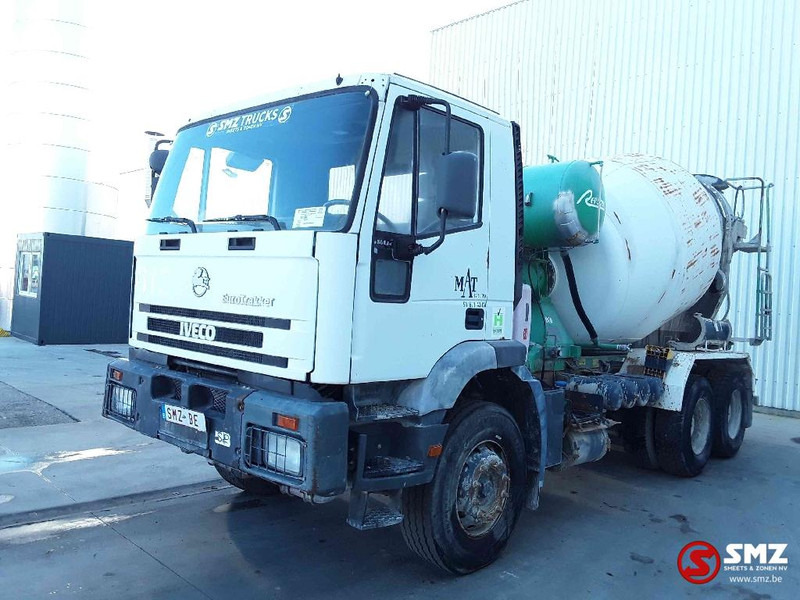 Iveco Eurotrakker 260 E 34 manual pump - Camião betoneira: foto 2 Iveco Eurotrakker 260 E 34 manual pump - Camião betoneira: foto 2