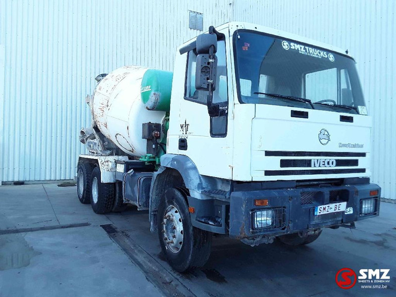 Iveco Eurotrakker 260 E 34 manual pump - Camião betoneira: foto 1 Iveco Eurotrakker 260 E 34 manual pump - Camião betoneira: foto 1