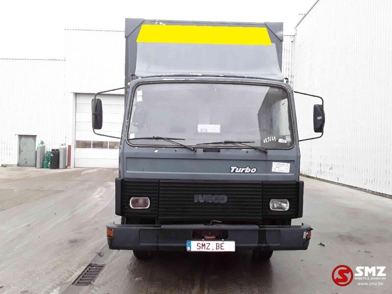 Iveco Magirus 80 16 horse truck - Camião transporte de gado: foto 2 Iveco Magirus 80 16 horse truck - Camião transporte de gado: foto 2