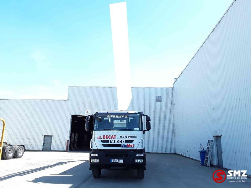 Iveco Trakker 360 Palfinger Pk18002 4+remote - Camião de caixa aberta/ Plataforma, Camião grua: foto 2 Iveco Trakker 360 Palfinger Pk18002 4+remote - Camião de caixa aberta/ Plataforma, Camião grua: foto 2