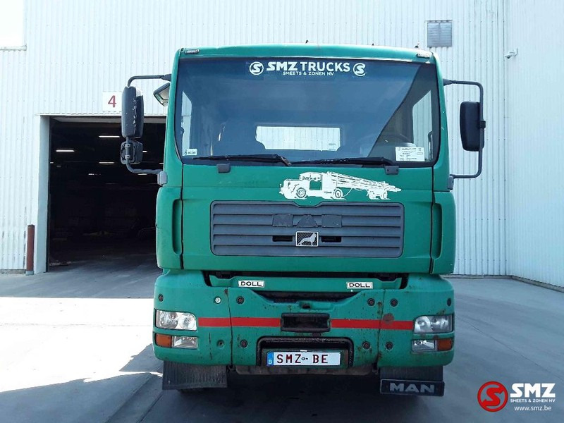 MAN TGA 460 6x4 manual/pump-gear - Camião chassi: foto 2 MAN TGA 460 6x4 manual/pump-gear - Camião chassi: foto 2