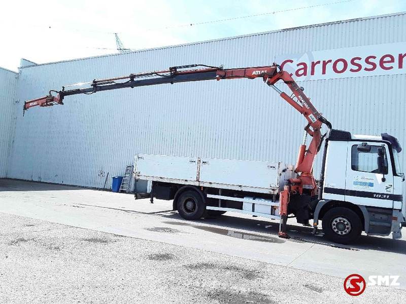Mercedes-Benz Actros 1831 Atlas Ak140.1A4+remote lames steel 165000km - Camião de caixa aberta/ Plataforma, Camião grua: foto 4 Mercedes-Benz Actros 1831 Atlas Ak140.1A4+remote lames steel 165000km - Camião de caixa aberta/ Plataforma, Camião grua: foto 4