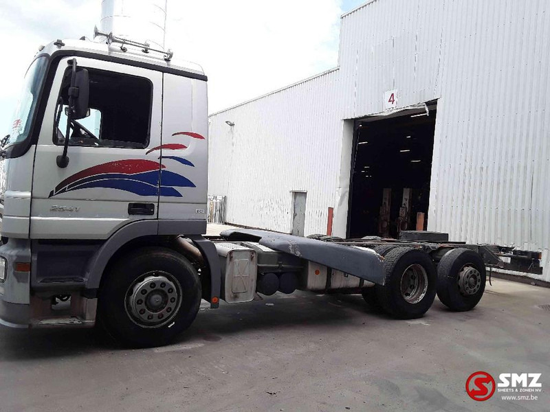 Mercedes-Benz Actros 2541 manual 6x2 - Camião chassi: foto 5 Mercedes-Benz Actros 2541 manual 6x2 - Camião chassi: foto 5