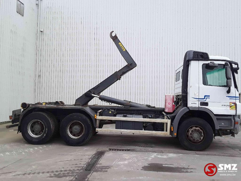 Mercedes-Benz Actros 2636 6x4 manual - Camião transportador de contêineres/ Caixa móvel: foto 4 Mercedes-Benz Actros 2636 6x4 manual - Camião transportador de contêineres/ Caixa móvel: foto 4