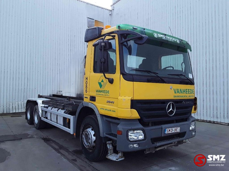 Mercedes-Benz Actros 2641 6x4 EPS lames - Camião chassi: foto 1 Mercedes-Benz Actros 2641 6x4 EPS lames - Camião chassi: foto 1