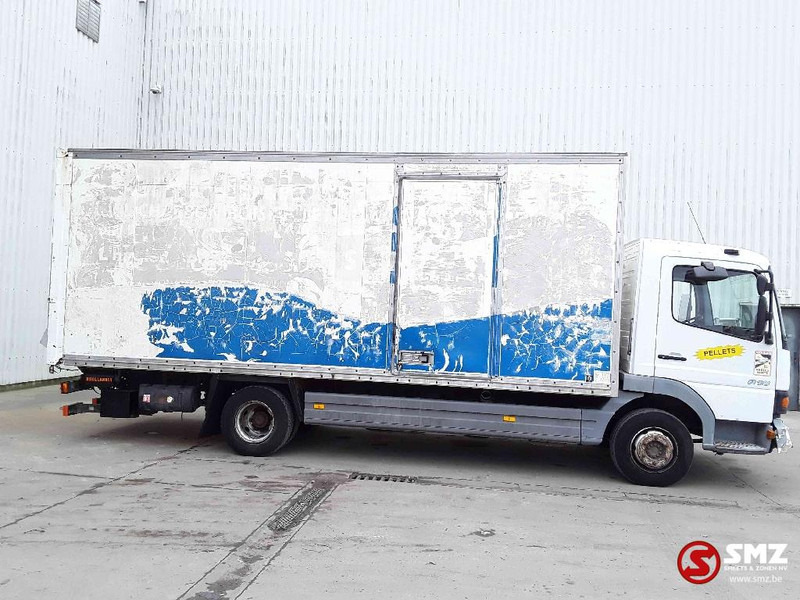 Mercedes-Benz Atego 818 - Camião furgão: foto 4 Mercedes-Benz Atego 818 - Camião furgão: foto 4