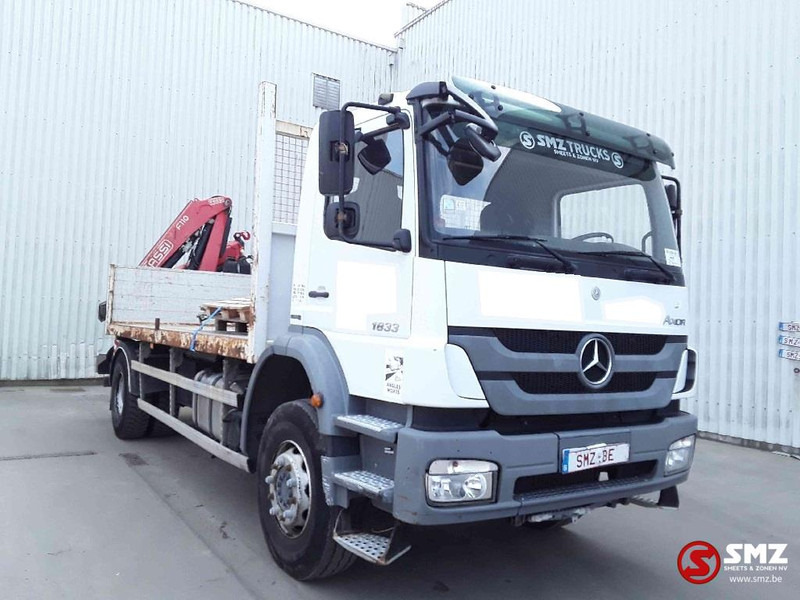 Mercedes-Benz Axor 1833 Fassi f 110a 284000km airco TOP condition - Camião de caixa aberta/ Plataforma, Camião grua: foto 1 Mercedes-Benz Axor 1833 Fassi f 110a 284000km airco TOP condition - Camião de caixa aberta/ Plataforma, Camião grua: foto 1