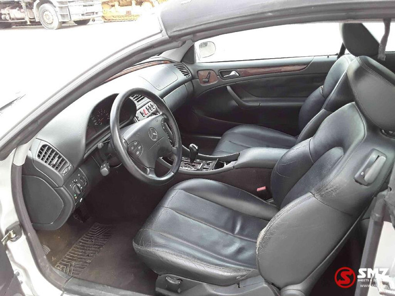 Automóvel Mercedes-Benz CLK-Klasse 200: foto 7