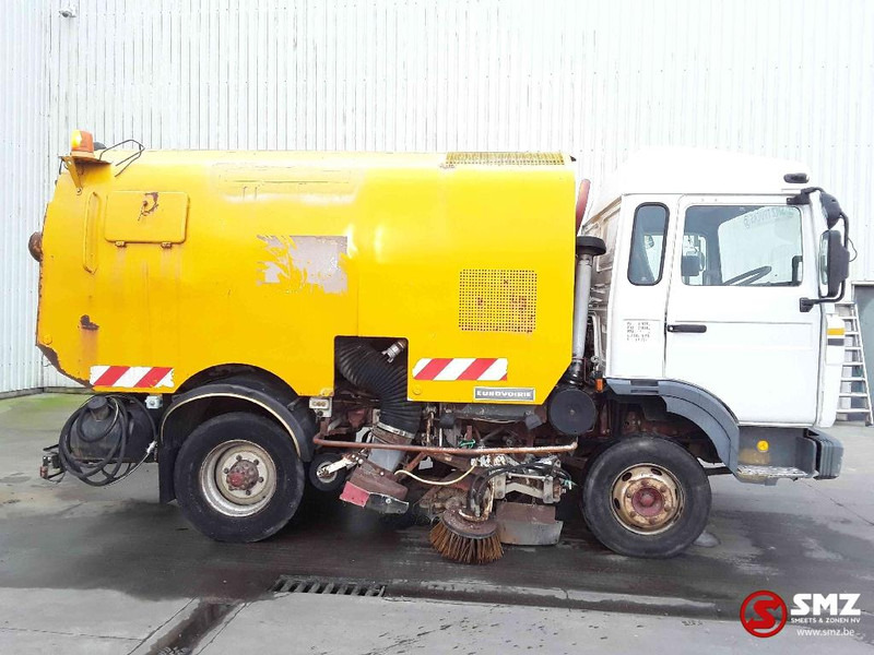 Renault - Varredora urbana: foto 4 Renault - Varredora urbana: foto 4