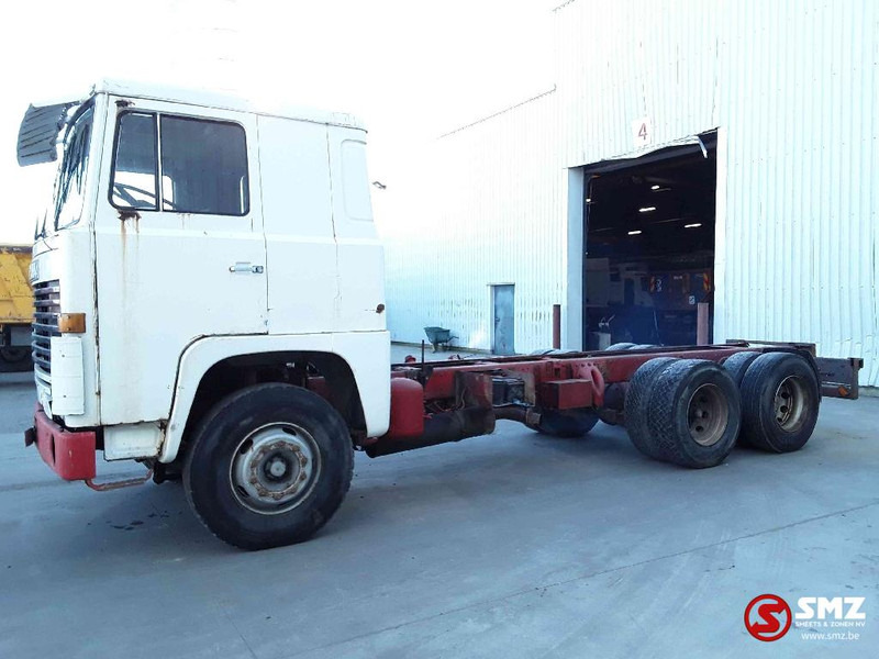 Scania 111 6x2 super lames - Camião chassi: foto 5 Scania 111 6x2 super lames - Camião chassi: foto 5
