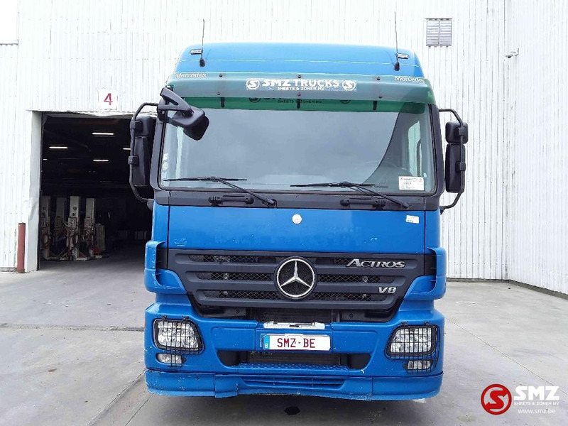 Mercedes-Benz Actros 1851 mega 3 pedals - Tractor: foto 2 Mercedes-Benz Actros 1851 mega 3 pedals - Tractor: foto 2