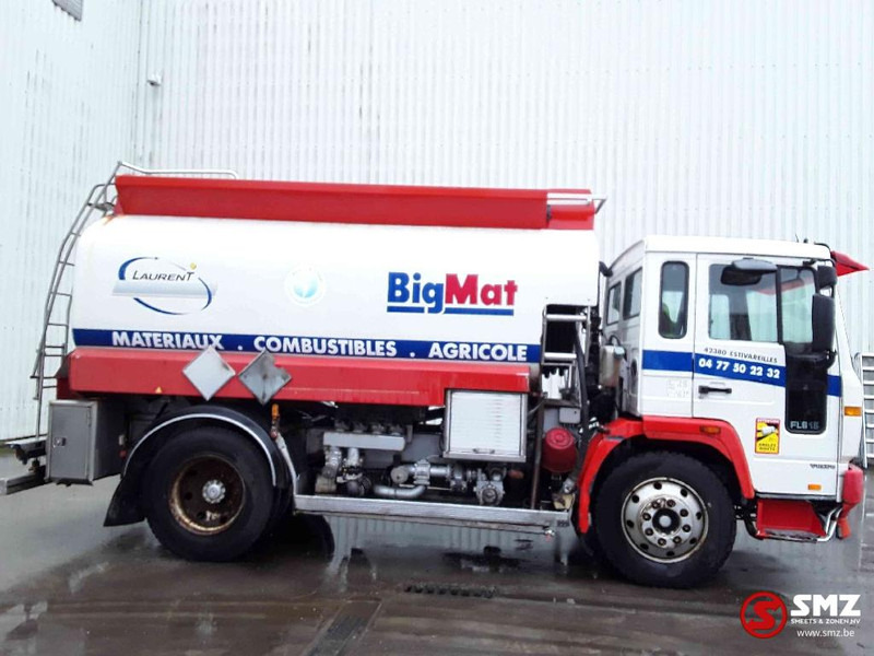 Volvo FL 6 1000L - Caminhão tanque: foto 4 Volvo FL 6 1000L - Caminhão tanque: foto 4