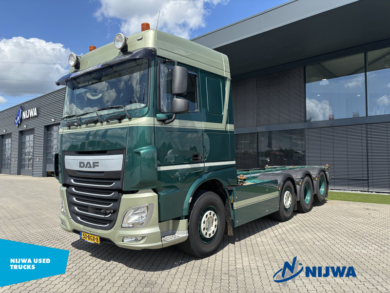 DAF XF 460 8x2 20ft container systeem - Camião transportador de contêineres/ Caixa móvel: foto 1 DAF XF 460 8x2 20ft container systeem - Camião transportador de contêineres/ Caixa móvel: foto 1