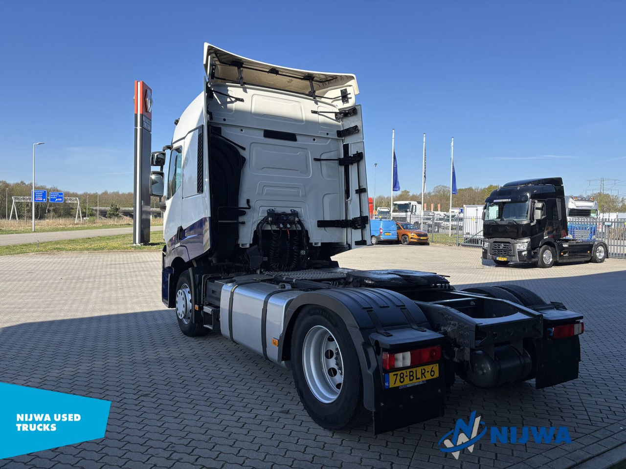 Renault T 460 4x2 Koelkast + Standkachel - Tractor: foto 4 Renault T 460 4x2 Koelkast + Standkachel - Tractor: foto 4