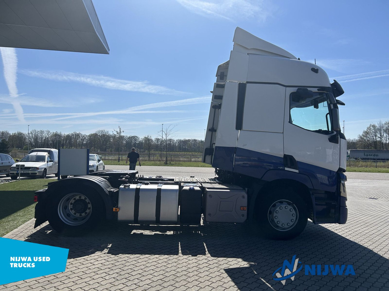 Tractor Renault T 460 4x2 Standkachel + Koelkast: foto 7