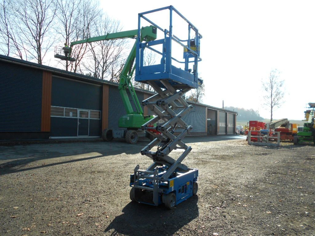 Genie GS 1330, Scherenarbeitsbühne Genie 5,9 m - Plataforma de Tijera/ Plataforma de tesoura: foto 2 Genie GS 1330, Scherenarbeitsbühne Genie 5,9 m - Plataforma de Tijera/ Plataforma de tesoura: foto 2