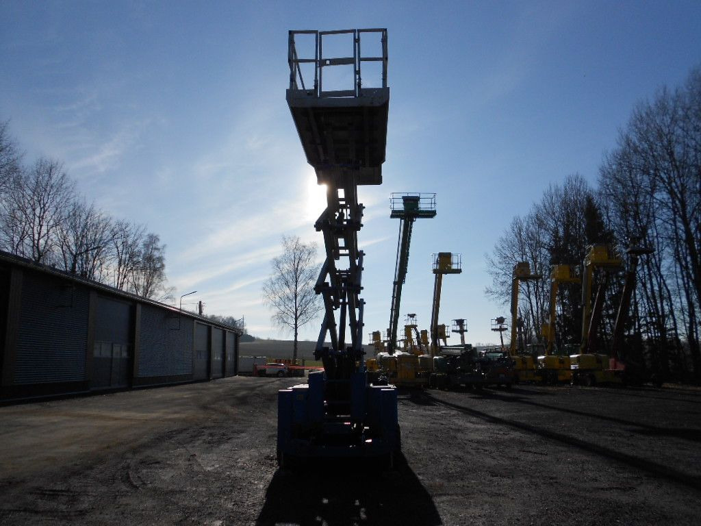 Genie GS4069BE, Hybrid, Stützen, AH 14 m - Plataforma de Tijera/ Plataforma de tesoura: foto 3 Genie GS4069BE, Hybrid, Stützen, AH 14 m - Plataforma de Tijera/ Plataforma de tesoura: foto 3