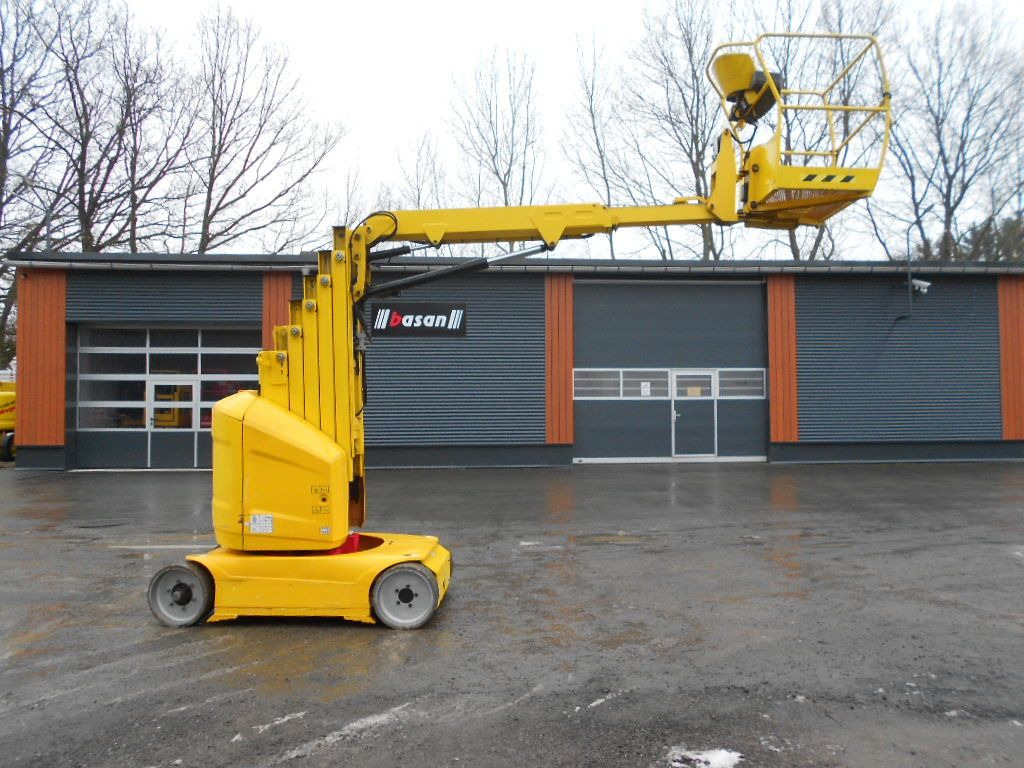 JLG Arbeitsbühne, JLG Toucan 12 E Plus, AH 12,6m - Plataforma de mastro vertical: foto 1 JLG Arbeitsbühne, JLG Toucan 12 E Plus, AH 12,6m - Plataforma de mastro vertical: foto 1