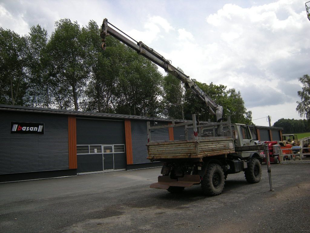 Mercedes-Benz Unimog U1250 mit Kran MKG 105 - Carrinha basculante: foto 2 Mercedes-Benz Unimog U1250 mit Kran MKG 105 - Carrinha basculante: foto 2