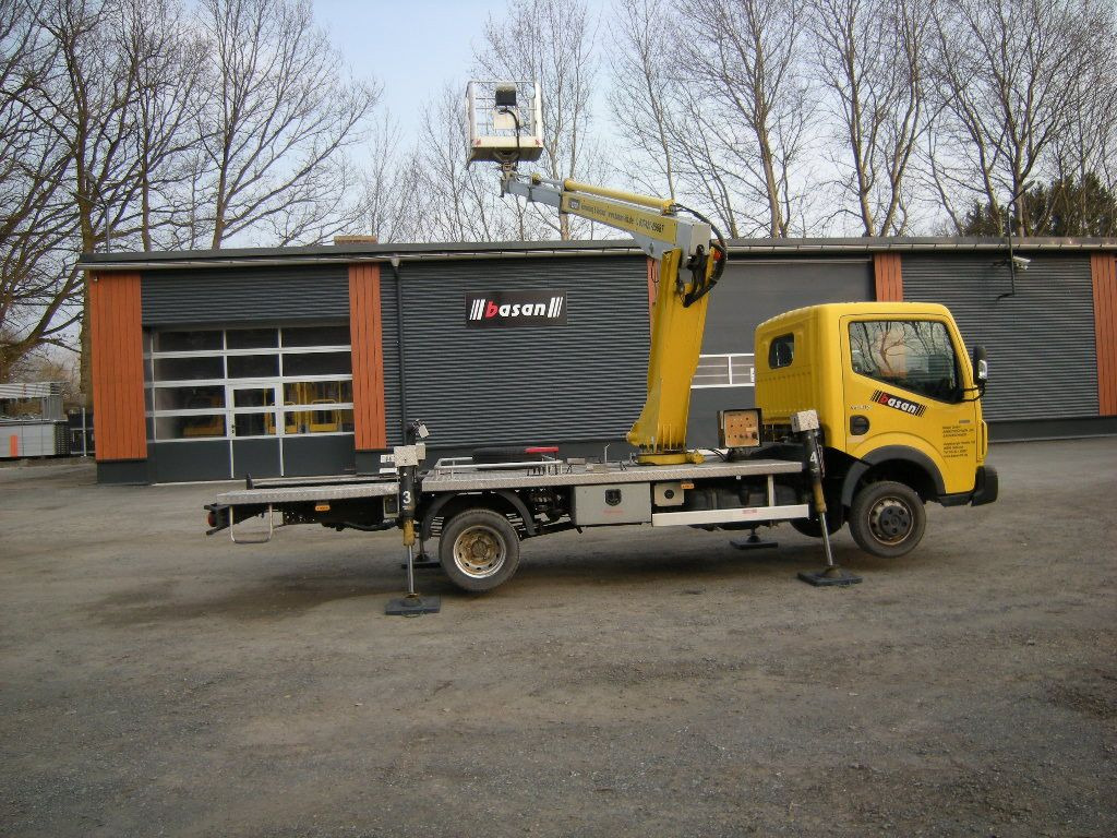 Renault Maxity mit Multitel 160 Alu DS Aufbau, 16m - Caminhão com plataforma aérea: foto 2 Renault Maxity mit Multitel 160 Alu DS Aufbau, 16m - Caminhão com plataforma aérea: foto 2