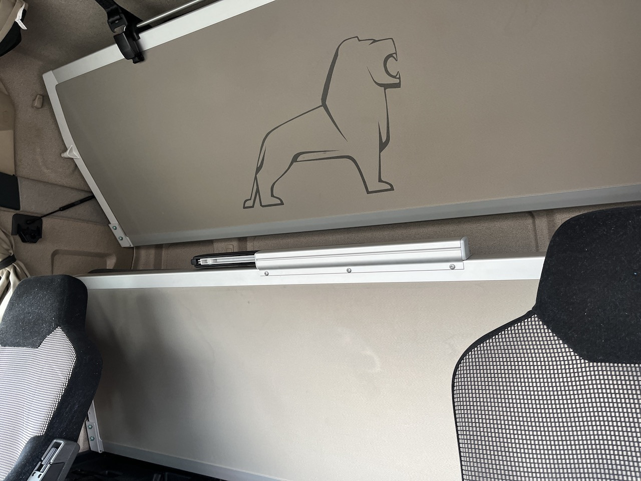 MAN TGX 26.500 6x2 Fahrgestell Lenk-Liftachse AHK - Camião: foto 4 MAN TGX 26.500 6x2 Fahrgestell Lenk-Liftachse AHK - Camião: foto 4