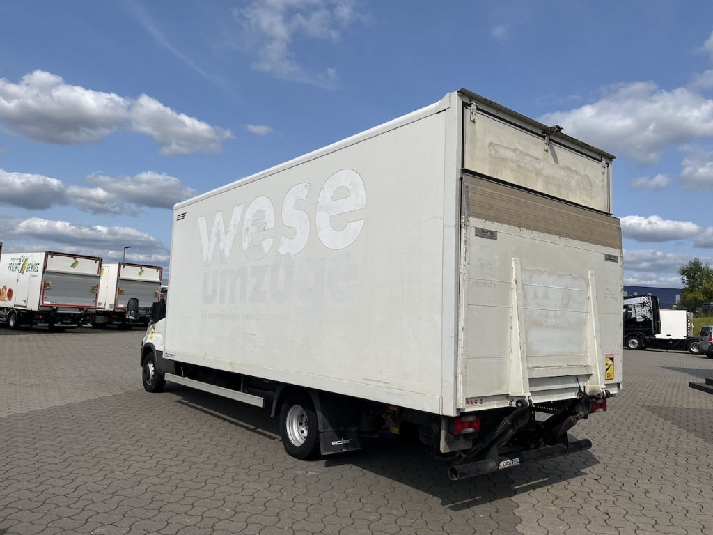 Iveco 70C18 Daily Koffer mit Ladebordwand - Carrinha de contentor: foto 3 Iveco 70C18 Daily Koffer mit Ladebordwand - Carrinha de contentor: foto 3