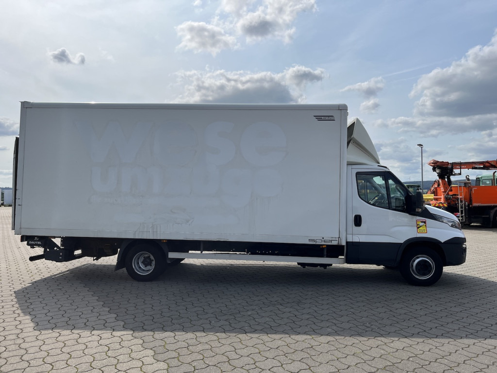 Iveco 70C18 Daily Koffer mit Ladebordwand - Carrinha de contentor: foto 5 Iveco 70C18 Daily Koffer mit Ladebordwand - Carrinha de contentor: foto 5