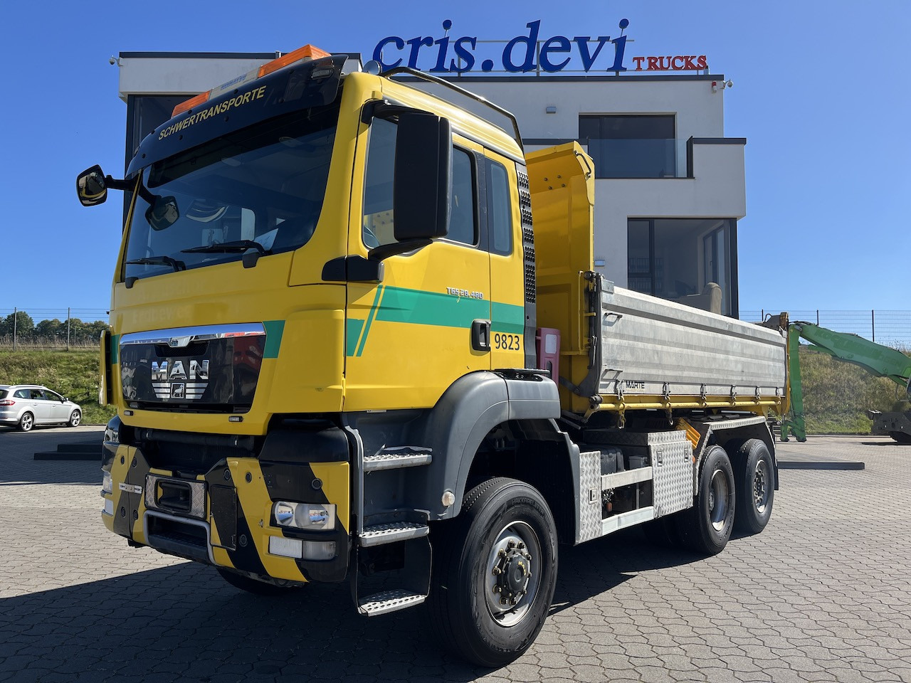MAN TGS 28.480 6x4 4x4 Dreiseitenkipper Liftachse - Camião basculante: foto 1 MAN TGS 28.480 6x4 4x4 Dreiseitenkipper Liftachse - Camião basculante: foto 1