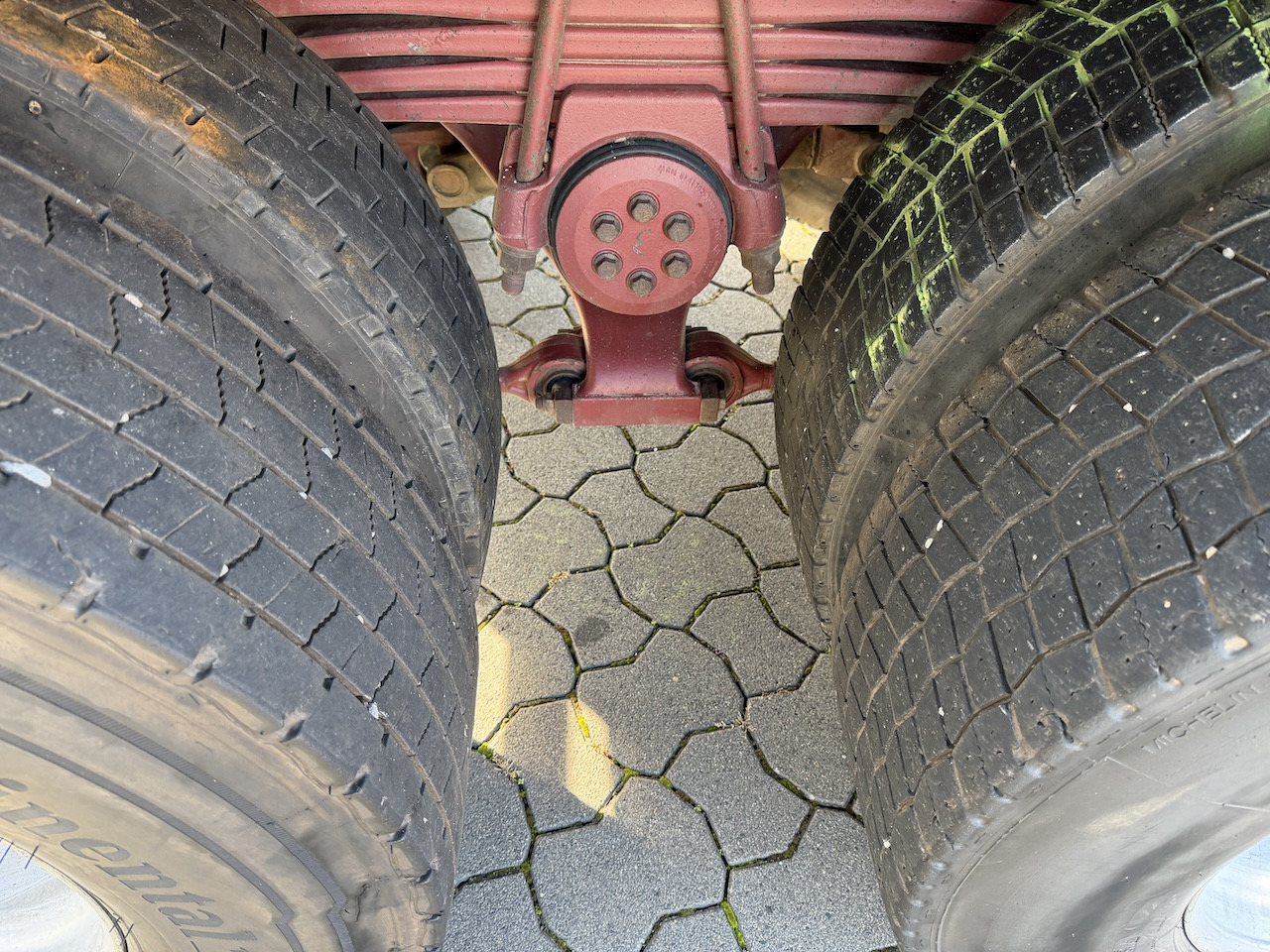 MAN TGS 35.460 8x4 Dautel Intarder - Camião basculante: foto 4 MAN TGS 35.460 8x4 Dautel Intarder - Camião basculante: foto 4