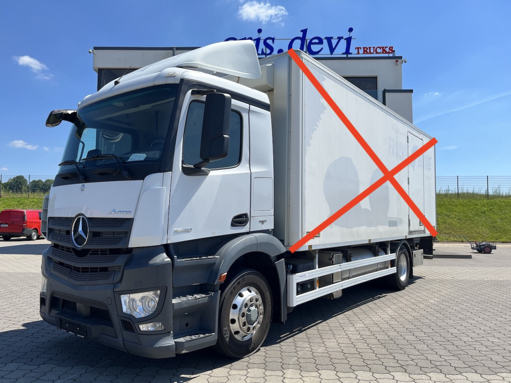 Mercedes-Benz Antos 1840 4x4 HAD Fahrgestell - Camião chassi: foto 1 Mercedes-Benz Antos 1840 4x4 HAD Fahrgestell - Camião chassi: foto 1