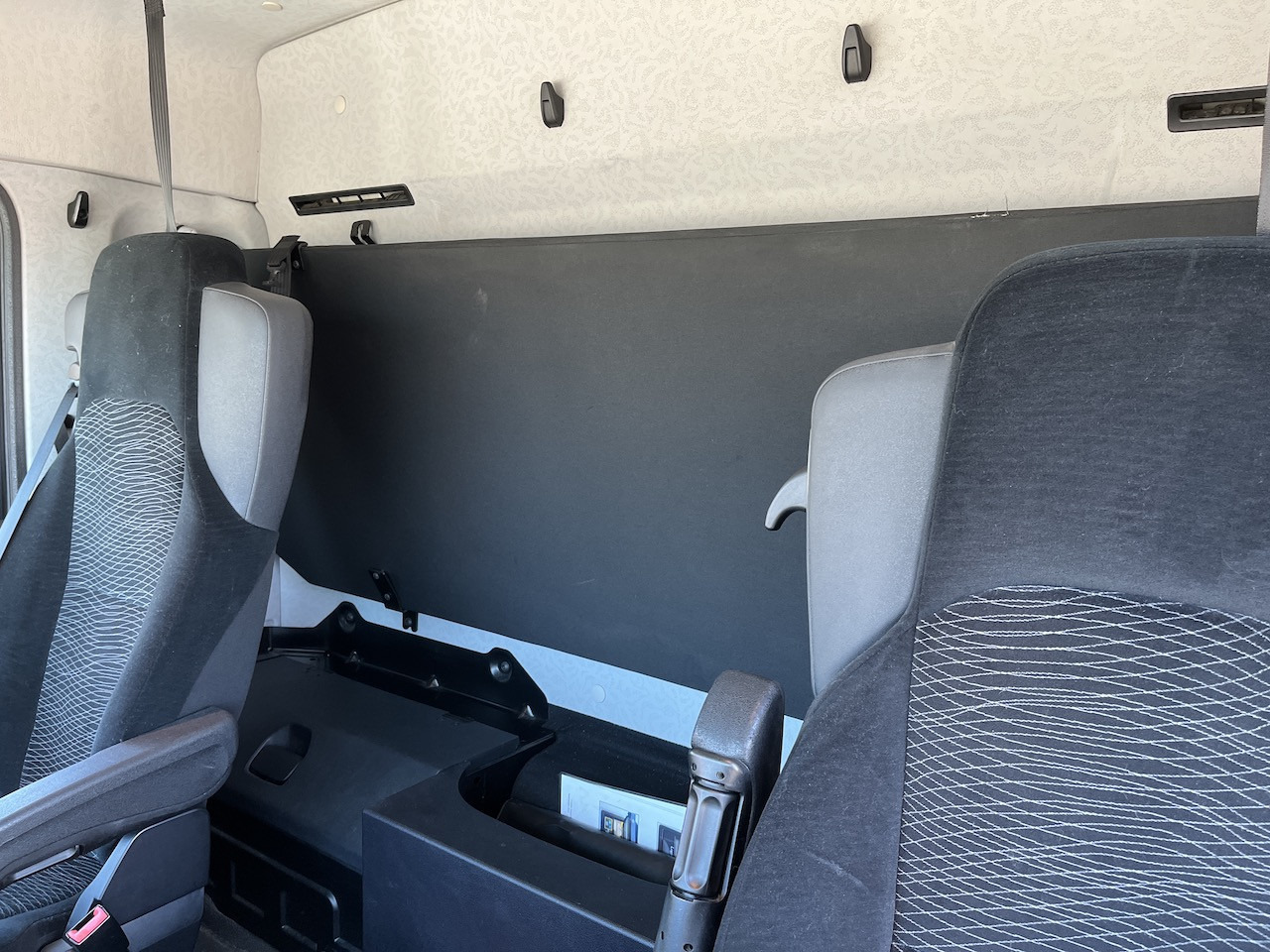 Mercedes-Benz Antos 1840 4x4 HAD LBW Kühlung Flüssigstickstoff - Camião frigorífico: foto 3 Mercedes-Benz Antos 1840 4x4 HAD LBW Kühlung Flüssigstickstoff - Camião frigorífico: foto 3