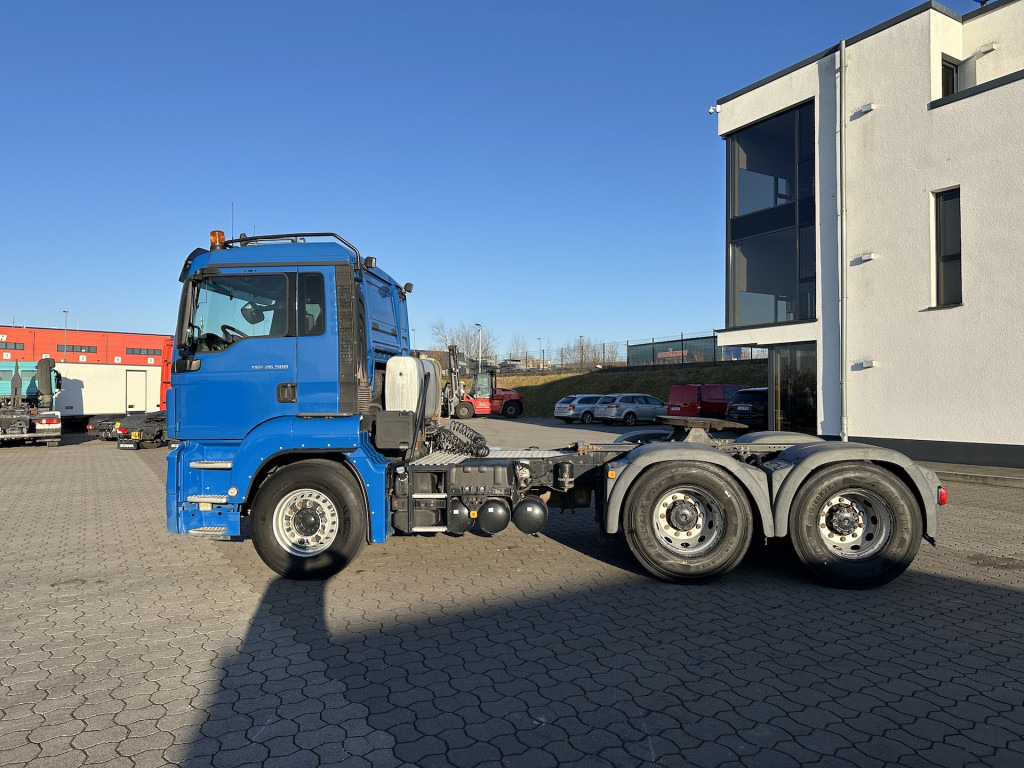 MAN TGS 26.500 6x4 Kipphydraulik Intarder - Tractor: foto 2 MAN TGS 26.500 6x4 Kipphydraulik Intarder - Tractor: foto 2