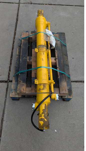 Komatsu PC210LC-10 / -11 - BUCKET CYLINDER - 707-E1-01300 - Escavadora de rastos: foto 3 Komatsu PC210LC-10 / -11 - BUCKET CYLINDER - 707-E1-01300 - Escavadora de rastos: foto 3