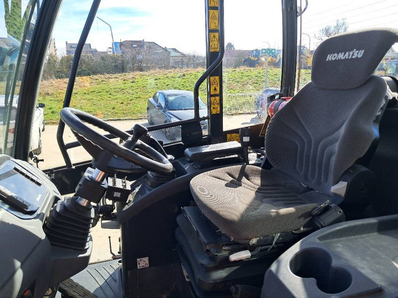 Komatsu WA100M-8 - Pá carregadora de rodas: foto 4 Komatsu WA100M-8 - Pá carregadora de rodas: foto 4