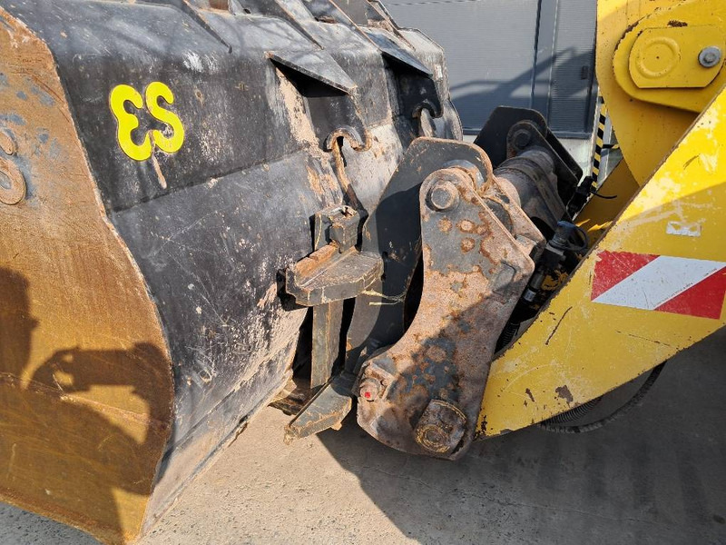 Pá carregadora de rodas Komatsu WA380-8E0: foto 15