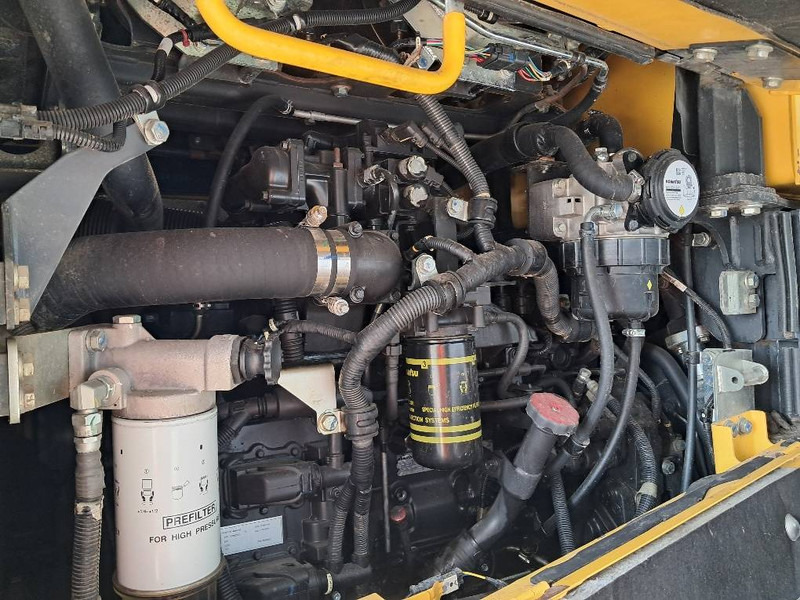 Pá carregadora de rodas Komatsu WA380-8E0: foto 7