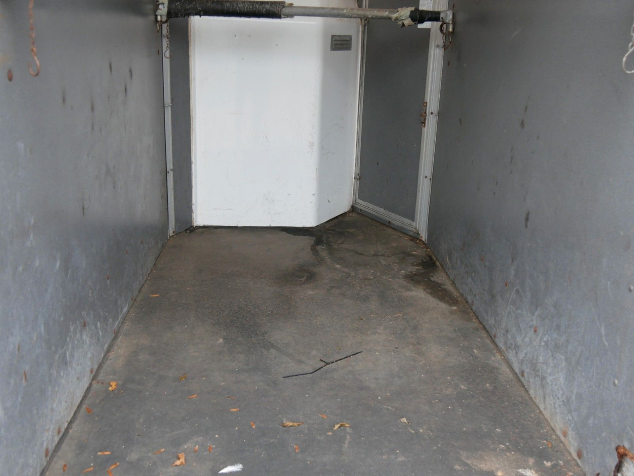 Blomert 1,5 Pferde mit Sattelkammer - Reboque transporte de gado: foto 4 Blomert 1,5 Pferde mit Sattelkammer - Reboque transporte de gado: foto 4