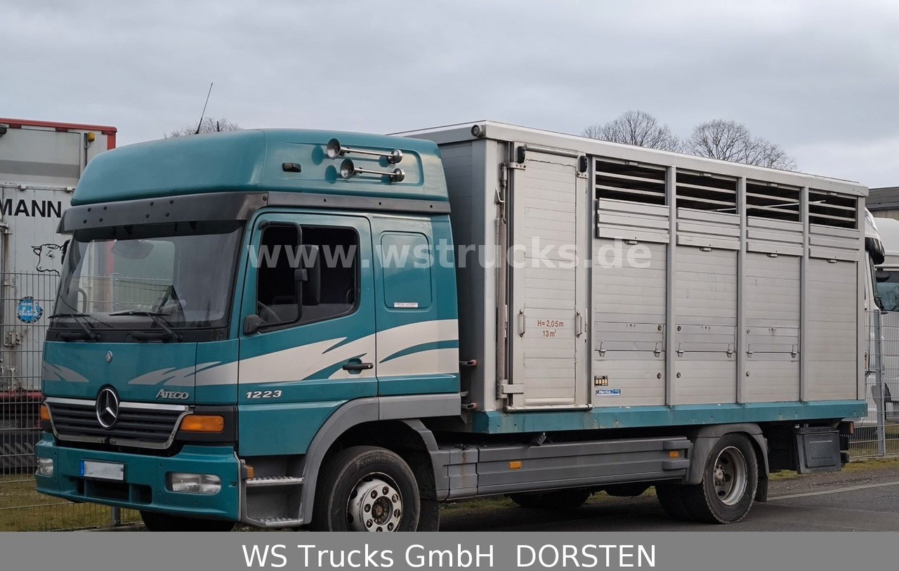 Mercedes-Benz Atego 1223 1 Stock Hohe Gitter !SEHR GEPFLEGT! - Camião de transporte de cavalos: foto 2 Mercedes-Benz Atego 1223 1 Stock Hohe Gitter !SEHR GEPFLEGT! - Camião de transporte de cavalos: foto 2
