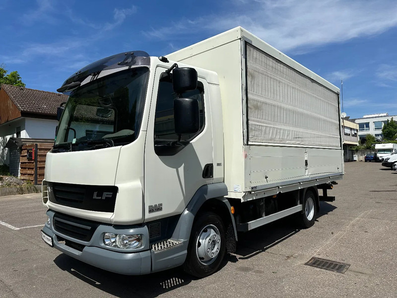 DAF LF 45 180 E5 EEV Pritsche/Pl Klima Getränke kurz - Camião: foto 1 DAF LF 45 180 E5 EEV Pritsche/Pl Klima Getränke kurz - Camião: foto 1