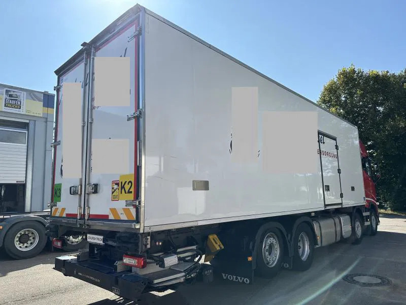 Volvo FH 16 550XL*8x2*Tief Kühlkoffer*ThermoKing*LBW - Camião frigorífico: foto 5 Volvo FH 16 550XL*8x2*Tief Kühlkoffer*ThermoKing*LBW - Camião frigorífico: foto 5