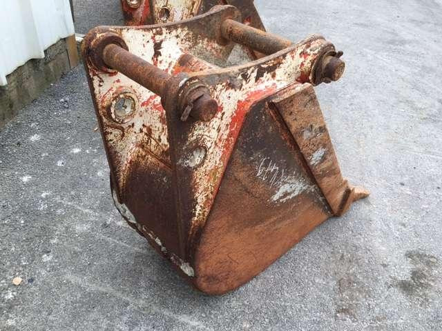 CATERPILLAR 450mm - Tractopelle - Balde escavadora: foto 4 CATERPILLAR 450mm - Tractopelle - Balde escavadora: foto 4