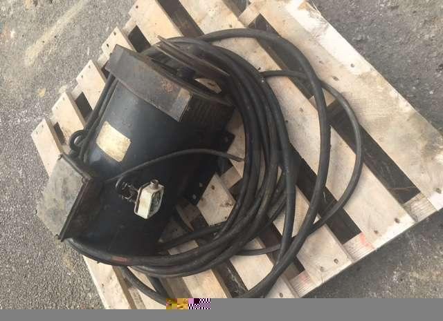 LEROY SOMER Génératrice Electroaimant - MS 1322 M32 - Equipamento de construção: foto 3 LEROY SOMER Génératrice Electroaimant - MS 1322 M32 - Equipamento de construção: foto 3