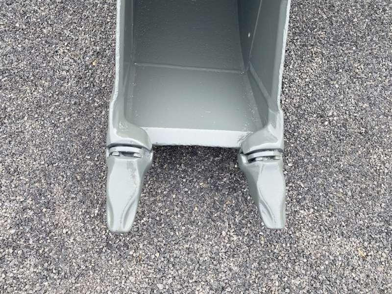 MECALAC en bute 350mm - Séries 8 / 10 / 11 et 12 - Balde escavadora: foto 2 MECALAC en bute 350mm - Séries 8 / 10 / 11 et 12 - Balde escavadora: foto 2