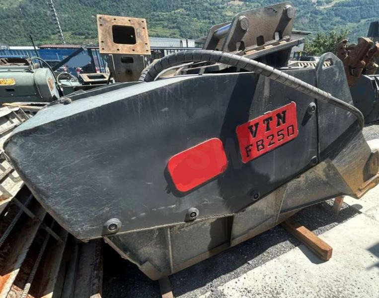 VTN Godet Concasseur VTN FB 250 - Balde por Máquina de construção: foto 3 VTN Godet Concasseur VTN FB 250 - Balde por Máquina de construção: foto 3