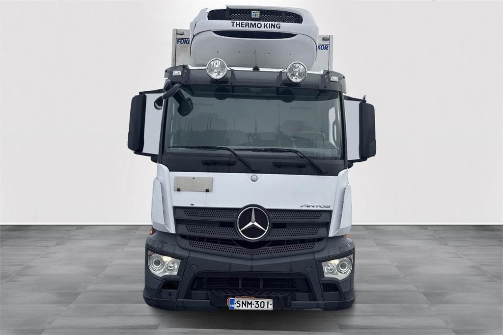 Mercedes-Benz ANTOS 1827L KSA Umpikori + PL-Nostin - Camião furgão: foto 2 Mercedes-Benz ANTOS 1827L KSA Umpikori + PL-Nostin - Camião furgão: foto 2